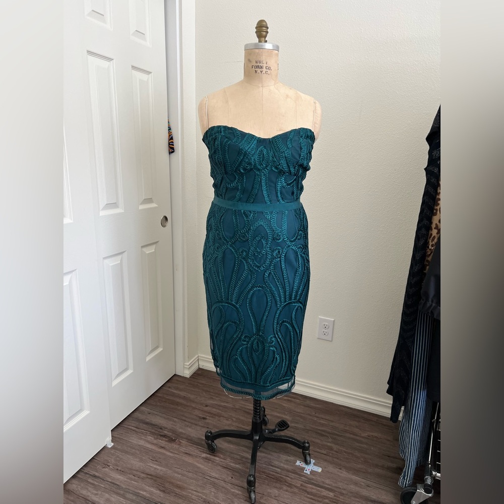 City Chic Antonia Dress - size 20 Emerald